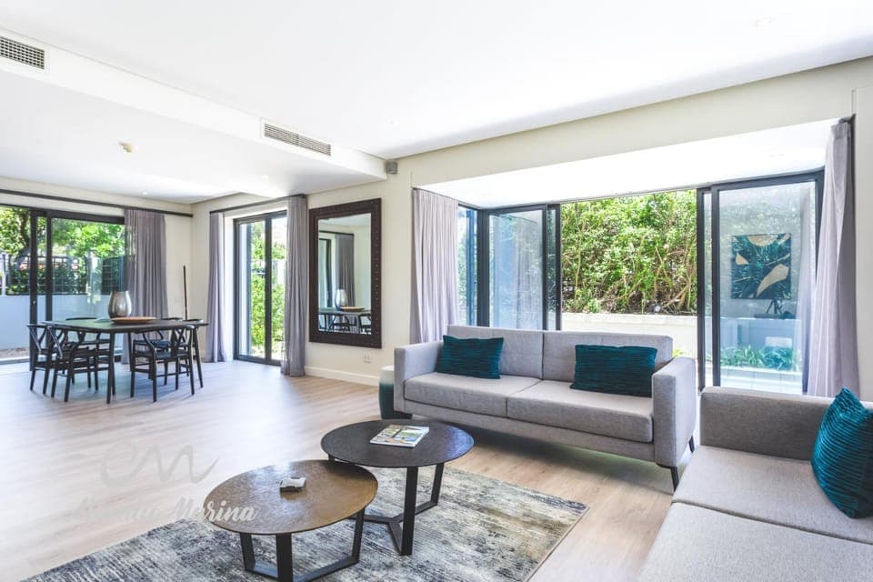 Balcony/Terrace, Living room, Seating area, Dining area