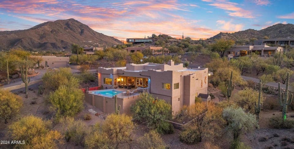 Property building, Natural landscape, Bird's eye view, Hiking, Animals, Mountain view, Mountain view, Pool view, Swimming pool, Sunrise, Parking, ATM, hair dresser, internet