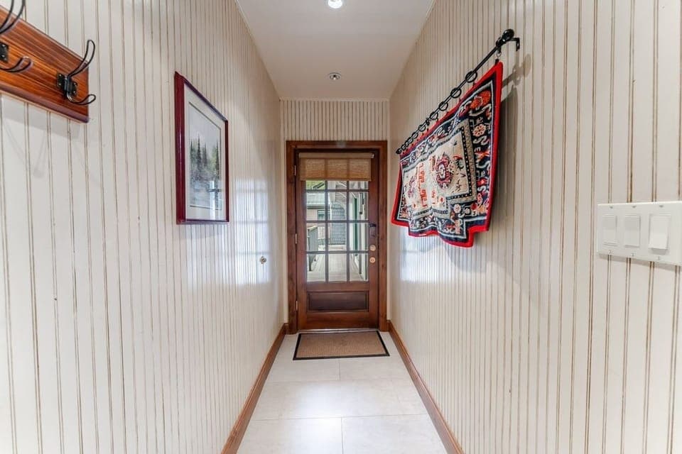 Condo, 2 Bedrooms | Interior