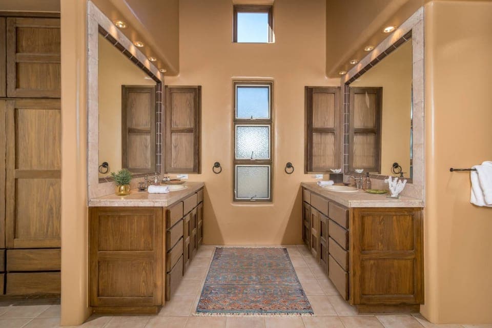 Dual vanity primary bathroom