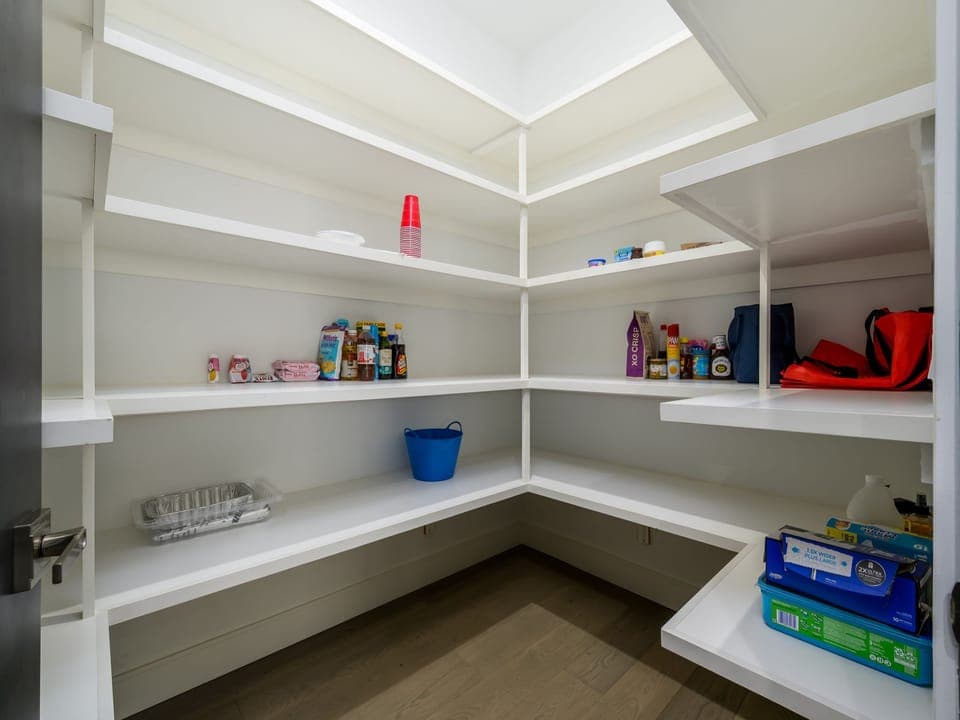 Shelf