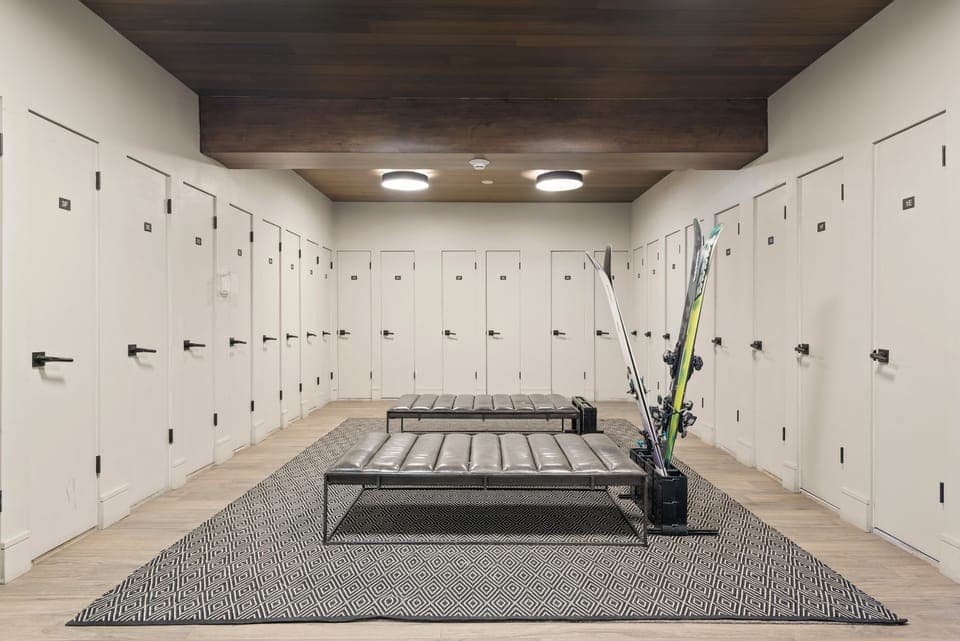 Southpoint has a private ski locker room with dedicated storage for all your Aspen play gear.