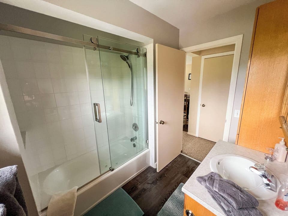 Bathroom 2