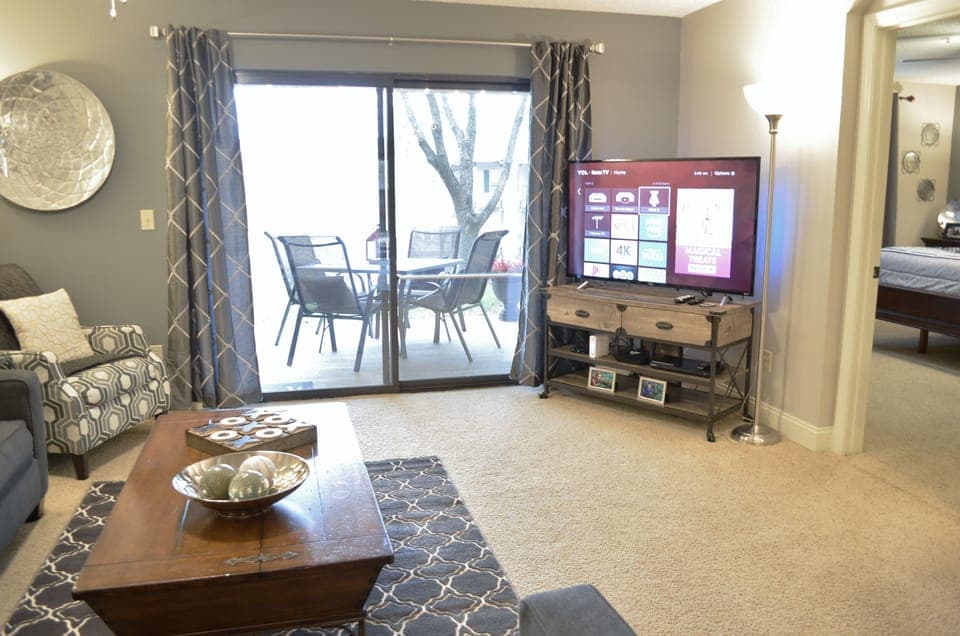 Great Room with 55" smart TV.