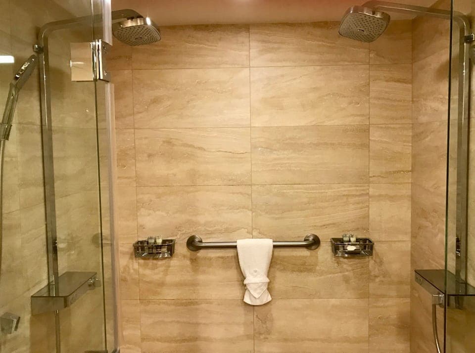 Double rain shower in the master bath, soooo nice after a hot day in the sand