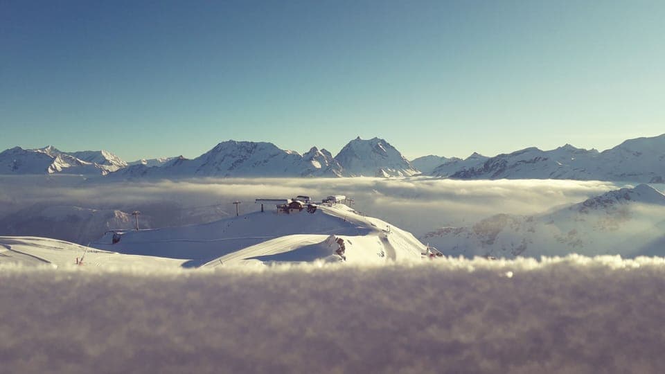 Snow and ski sports