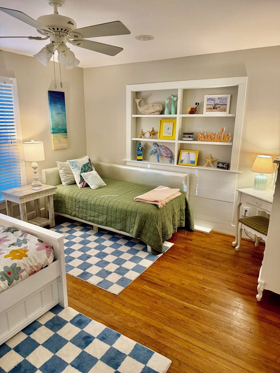 Twin day bed