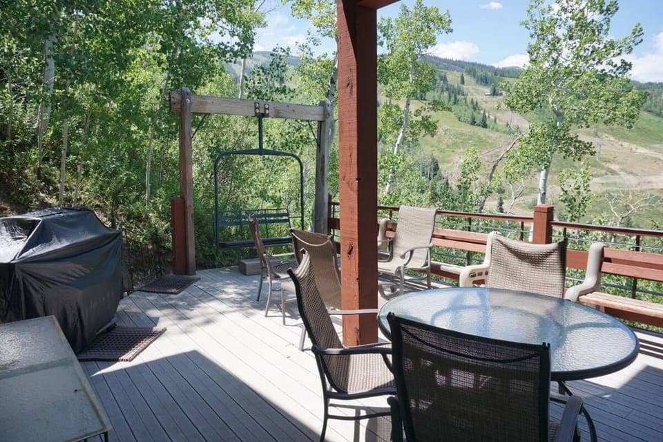Deck Overlooking the Slopes