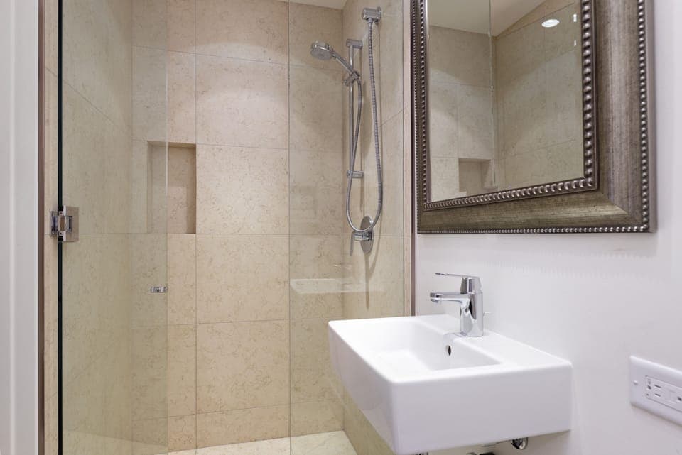 Second bedroom ensuite