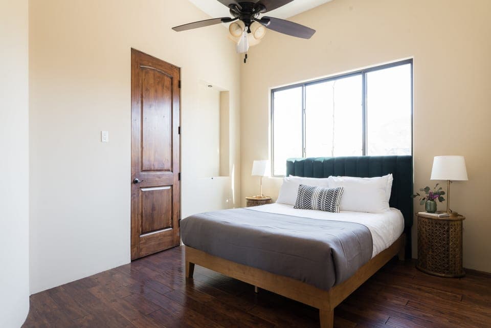 Bedroom 2 - Queen bed.